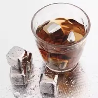 304 paslanmaz çelik buz küpü viski şarabı için yeniden kullanılabilir ürpertici taşlar İçeceğinizi tutmak daha uzun soğuk metal çubuk viski kırmızı şarap soğutma A43