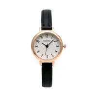 Diseñadores de moda Relojes de superficie digital Kit Pequeño Kit Thin Strap Girls Watch Casual Trend Mori Style Women Womswatch All-Coating Fresh Belt Wristwatches