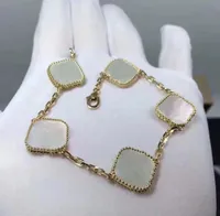 أزياء ذهبية الفضة الكلاسيكية Clover Charm Bracelets Bangle Pulsera لتصميم سيدة Womens Party Bask Wedding Jewelry مع صندوق