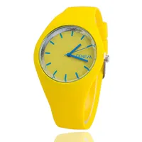 Relógios femininos na moda ultra-fino relógio de pulso dos homens com pulseira de silicone de cor creme