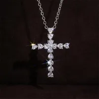 2021 Top Selling Hip Hop Handmade Fashion Jewelry 925 sterling Silver Pera Cut Bianco Topaz CZ Diamond Gemstones Party Cross Pendant Donne Clavice Collana Regalo