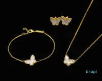 18K Gold Fashion Classic Sweet 4 / Four Leaf Clover Butterfly Armband Oorbellen Ketting Sieraden Set voor S925 Silver Van Womengirls Wedd