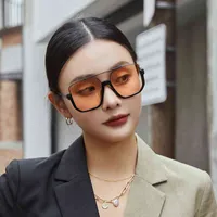 Okulary przeciwsłoneczne Long Fengjie's Ins Style ma samą dużą ramkę Double Belki Damskie pudełko Ogól
