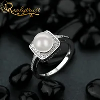 ReyTrust Trendy 7mm Round Pearl Diamond Ringar för Kvinnor Silver 925 Smycken Bröllop Band Promise Ring Bridal Födelsedag Presentkluster