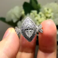Anneaux de mariage Huitan Fashion Engagement pour Femmes Cube Cubic Zirconia Romantique Bague Ring Love Cadeaux 2021 Tendance bijoux