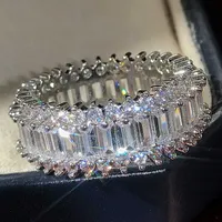 Huitan Trendy Luxe Verzilverd Vrouwen Trouwringen AAA Cubic Zirconia Dazzling Promise Ring Engage Bruiloft Hot Sieraden P0818