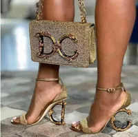 Sandali Donna Red Bottom Tacchi alti Slides Womens Lussurys Designer Shoes Shoes Genuine Pump Pumps Lady Slipper Bottoms con polvere di scatola