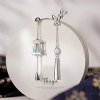 THAYA Dames Oorbel Zilveren Naalden Kwasten Groene Lantaarn Eardrop Exquisite S Dangle voor Luxe Fijne Sieraden 210618