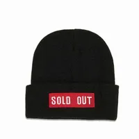 Zimowa akrylowa litera Wyprzedane haft zagęścić dzianiny kapelusz ciepły kapelusz skullies czapka kapelusz dla mężczyzn i kobiet165 y21111