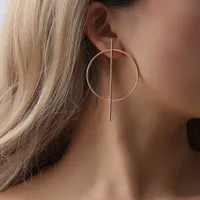 Große geometrische Kreis-Ohrstecker-Ohrringe einfache Röntgen-Hoop-Ohrring für Frauen Goldene Mode-Ohrschmuck