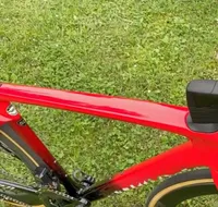 2021 Frame de bicicleta de carbono mais leve mais leve BSA Bottom Bracket Flat-Mount Disc 100x12 12x142mm Thru-eixle 700c Bicycle Frameset