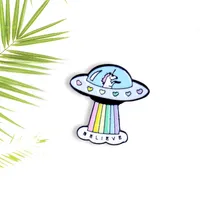 Creative Dibujos animados Unicornio Drivuelas Spaceship Metal Esmalte Broche Moda Simple Rainbow UFO Insignia Trendy Sapa Mochila Joyería
