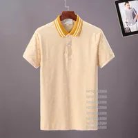 2021 Mens Stylist Polo Shirts Lujo Italia Hombres Ropa de manga corta Moda Casual Hombres Verano T Shirt Tamaño Asiático M-3XL