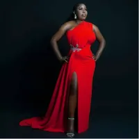 Czerwony Długi South African Suknie Wieczorowe Jeden Side Side Slits Aplikacje Satin Black Women Party Dress Plus Size Formalne Suknie Prom