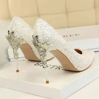 2021 New Women Pumps High Thin Heel Metal Pointed Toe Shallow Sexy Ladies Bling Bridal Wedding Shoes White Heels