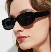 빈티지 선글라스 여성을위한 패션 사각형 그늘 복고풍 독특한 사각형 브랜드 디자이너 큰 프레임 태양 안경 14 색 20pcs 공장 가격 색상 혼합