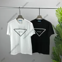 Sommardesigner Tshirts Mens Letter Printing T Shirt Fashion Solid Färg Kort ärm T-shirts Designers T-shirt Bomull Casual Tee