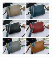 Designer Luxury Zip Camera Bag Vitello Daino Crossbody Bag Leather Shoulder Bag Size:21-15-9CM