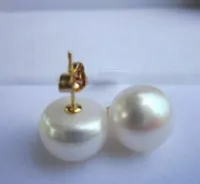 1 Pair of 8-9mm natural south sea white bottom pearl earring 14k gold clasp