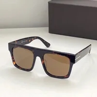 Zonnebril optica voor vrouwen en mannen zomer stijl 0711 anti-ultraviolet retro plaat vierkante full frame mode-bril willekeurige doos