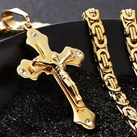 Collares colgantes Crucifix Pendiente Collar de acero inoxidable Jesús Católico Religioso Neckless Hombres Cadena de oro Tranquido Bizantino Cadenas
