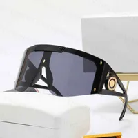 Diseñador Gafas de sol de lujo Fashion Men Woman Eyeglasses Outdoor Drive Holiday Summed Sun Gafass 7 Colores de calidad superior