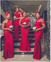 Vestidos de dama de honra da sereia africana elegantes 2022 Vestido de festa de casamento de um ombro vermelho de longa