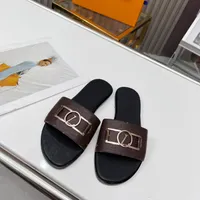 Slippers diseñadores luxurys mujeres zapatillas sandalias temperamento de ocio