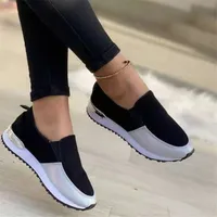 Kadınlar Spor Soporluklar Günlük Spor Platformu Kadınlar İçin Koşu Ayakkabıları Moda Daireleri Kayıyor Zapatillas Mujer Plus Boyut 220714