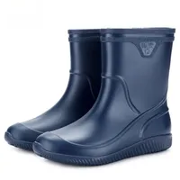 뜨거운 신발 남성 부츠 패션 Rainboots 슬립 워터 신발 짧은 고무 장화 남성 봇 정원 낚시 부츠 방수 남성용