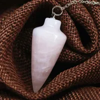 Pendant Necklaces Charms Natural Rose Crystal Stone Waterdrop Pyramid Reiki Pendulum Healing Chakra Amulet European Jewelry B1840Pendant Nec