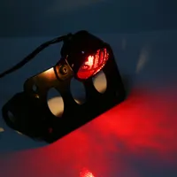 Iluminación de motocicletas Lámpara de placa de la placa de la placa de la luz de la luz del montaje lateral universal con el soporte