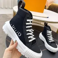 Fashion Classic Outdoor Ladies Zapatos casuales Capricon High-Top Super Star Canvas Boots Trainer 35-41 Tamaño
