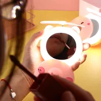 Miroirs compacts outil de bain de vanit￩ de porc rechargeable ventilateur pliant int￩rieur ventilateur de maquillage de lumi￨re LED CartoonCompact