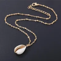Mode natürliche Muschelpackung Gold Halskette für Frauen natürlicher Cowrie-Muschel Anhänger mit doppelten Kaution Gold Trim-Kette Halskette2340