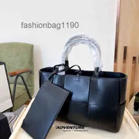 Bags Bottegasvenetas 2022 designer bag Women Handbags High-capacity Tote Bag Leather Woven Bag Color Single Shoulder Messenger D3Y7 7LPEPHZ