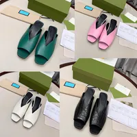 Designer Slippers Women Slingback Crocodile Print Sandals Low Heel Crystal Sandal Pump Luxury Shoe Lady Slides Outdoor Shoes Heels