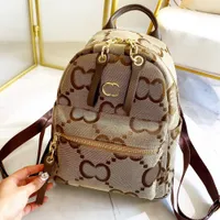 Sırt çantası tarzı çanta lüks tasarımcı marka moda omuz çantaları çanta yüksek kaliteli kadınlar mektup çanta telefon çantası cüzdan totes crossbody sanat eserleri