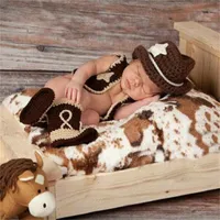 赤ちゃん写真小道具の赤ちゃんの服のカウボーイのブーツとベストセットかぎ針編みパターン幼児衣装衣装ニット新生帽子写真2154 T2
