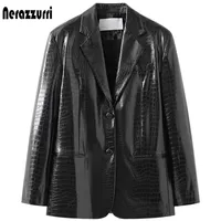 Nerazzurri Spring Black Reflective Print Leather Blazer Jacket voor vrouwen lange mouw zachte faux blazers 211130