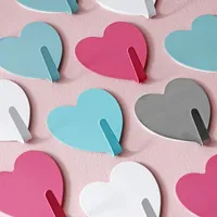 Cute Heart-shaped hook Creative Metal Strong Adhesive Paste Wall Bearing Kitchen Seamless Heart Hook Dream C0614G05