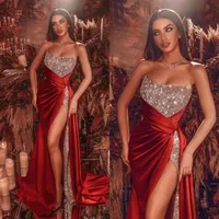 2022 Red Scoop Mermaid Evening Dresses Sleeeveless Sparkly Screenged Sexy Split Side Prom Gowns Plus Size Party Dress C0213238E