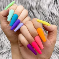 False unghie colorate colorate trasparenti punte trasparenti senza soluzione di continuità completa