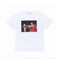 2022 Moda Erkekler Markası Kapalı Tasarımcı Çapraz Tişörtleri Gradyan Çözünme Ok Baskı Kısa Kollu Yaz Üstleri Tee T-Shirts Casual Tshirts Beyaz O-Yellow Kcgx