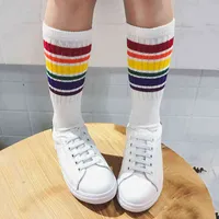 Kinder Boy Fußball Socken gestreift farbig Regenbogen Knie Baumwollschule Weiße lange Socke für Kinder Mädchen Baby Kinder 1-10t