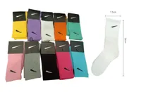 Toptan Çoraplar Erkek Kadın Çorapları Saf Pamuk 10 Renk Spor Supets Mektup NK Baskı