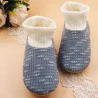 Pantoufles ousefu tricot slipper chaussettes femmes d'automne d'hiver maison chaude caoutchouc non glissée bottes pour femmes