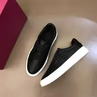 Marques de qualité supérieure Gancini Men Sneakers Chaussures Streetwear blanc noir en cuir souple Skateboard Walking Man Ultra-Light Rubber Sole Factory 38-45