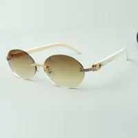 Beyaz Bufflar güneş gözlüğü 8100903-B küçük elmas setleri ve 58mm oval lenslerle