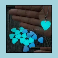 Resin perles lâches bijoux en pierre lumineuse pêche tordu coeur coeur d'amour de type gouttes pendente 2021 dyy